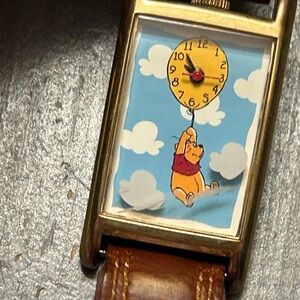 Winnie the Poo vintage watch⭐️